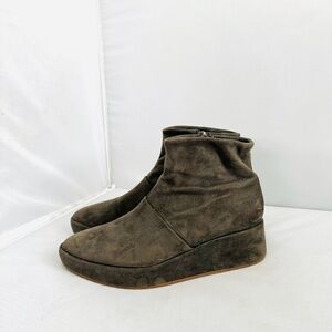 Antelope Suede Wedge Ankle Booties Women’s Size 8